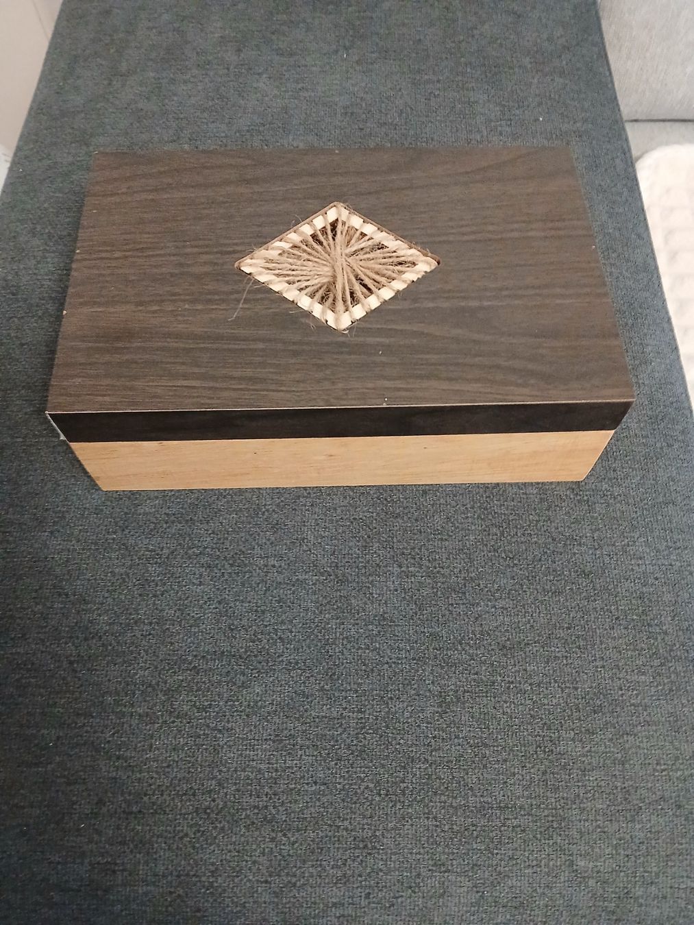 Casse di trasporto: Schmuckkästchen Holzbox Aufbewahrungsbox – Nuovo (secondo la descrizione) da Glattbrugg venduto da hap_8w8v