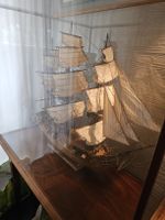 Superbe grande maquette de bateau en teck