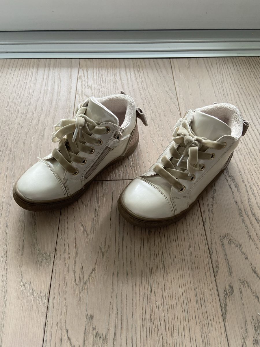 Scarpe per ragazzi: Sneaker Mädchen 30 – Usato da Arbedo venduto da Greg2hand 1