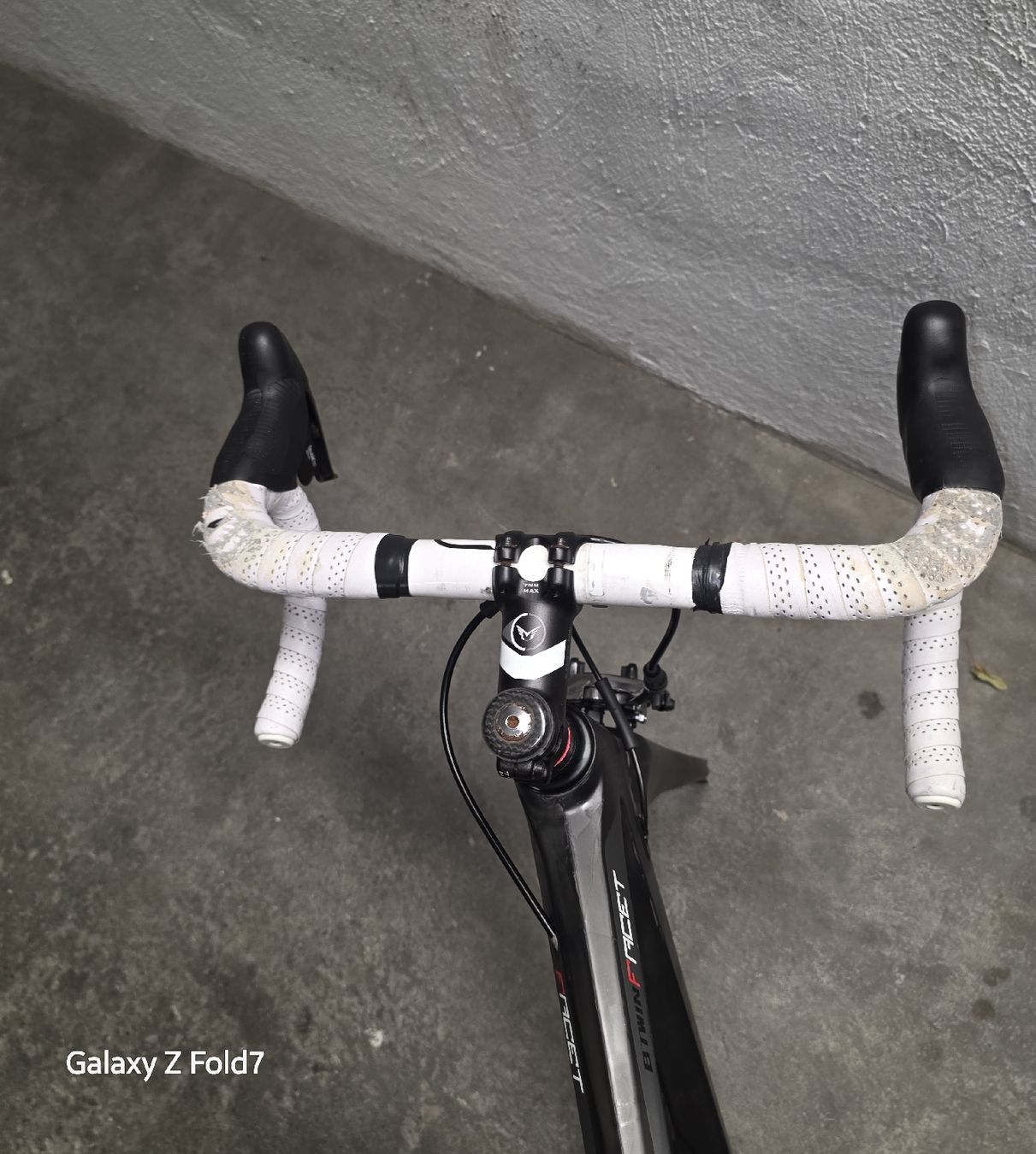 Pezzi di ricambio: Vélo de course Btwin cadre carbone  – Usato da Genève venduto da Fida2019 3