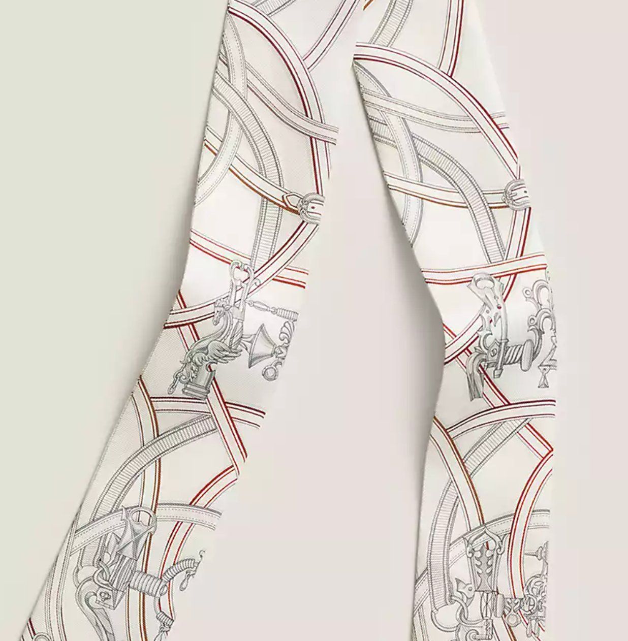 Hermès Foulards & écharpes: Twilly von Hermes – Neuf (Voir description) à Meilen par cle_vj8t 2