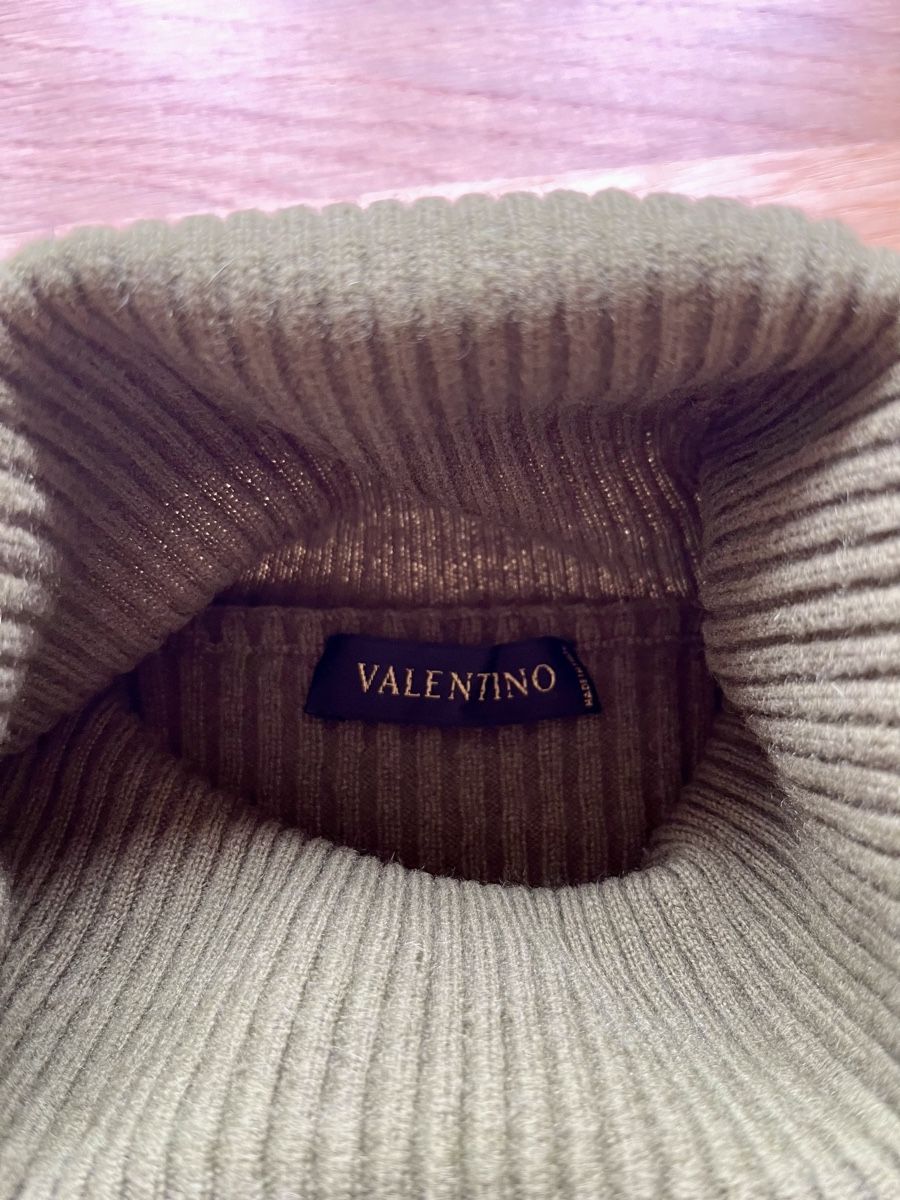 Pullover & Sweatshirts: Pull col roulé VALENTINO en cachemire – Gebraucht aus Montreux von giades 1