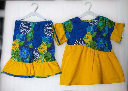 Ensemble pantalon et tunique/ Set: Hose und Tunika /Set: