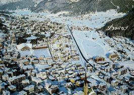 DAVOS Flugaufnahme - Eissporthalle, Natureisbahn, Langlauf