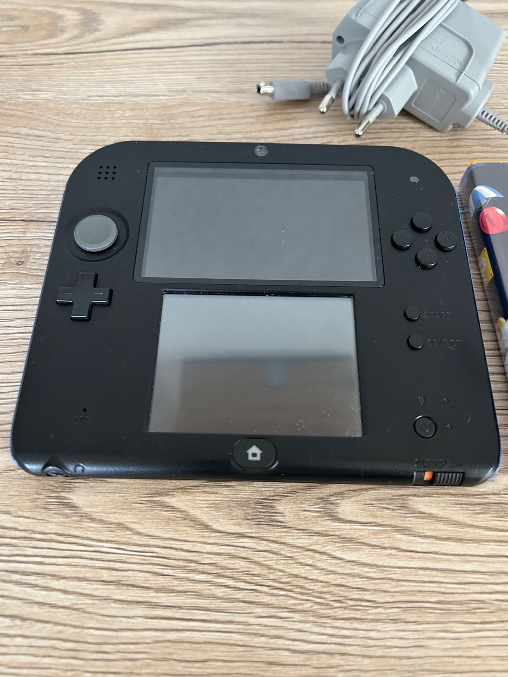 Nintendo Konsolen: Nintendo 2DS inkl. Super Mario Bros.2 – Gebraucht aus Othmarsingen von  1