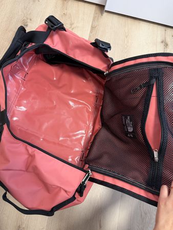 The North Face Duffel Bag S – Mattes Pink / Lachsrosa