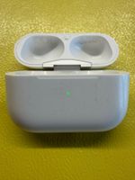 Apple AirPods Pro 2 charging case (A2968).
