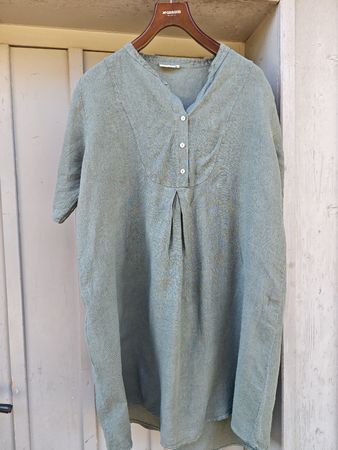 Leinenkleid von Therese in L/XL Oversize, dunkles salbeigrün