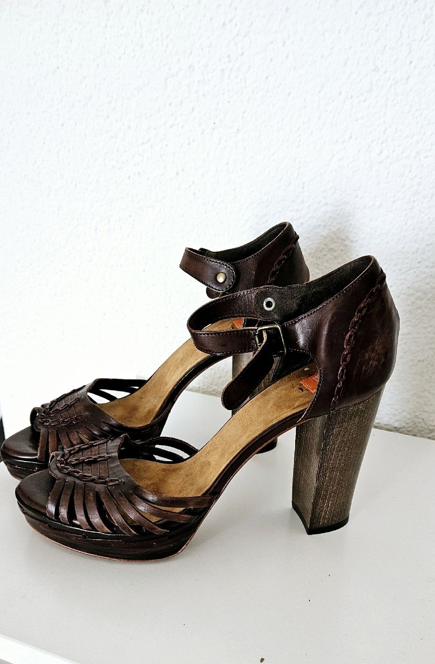 Hugo Boss Damenschuhe: Sandalette Hugo Boss 39 – Gebraucht aus Hellbühl von Veci02 6