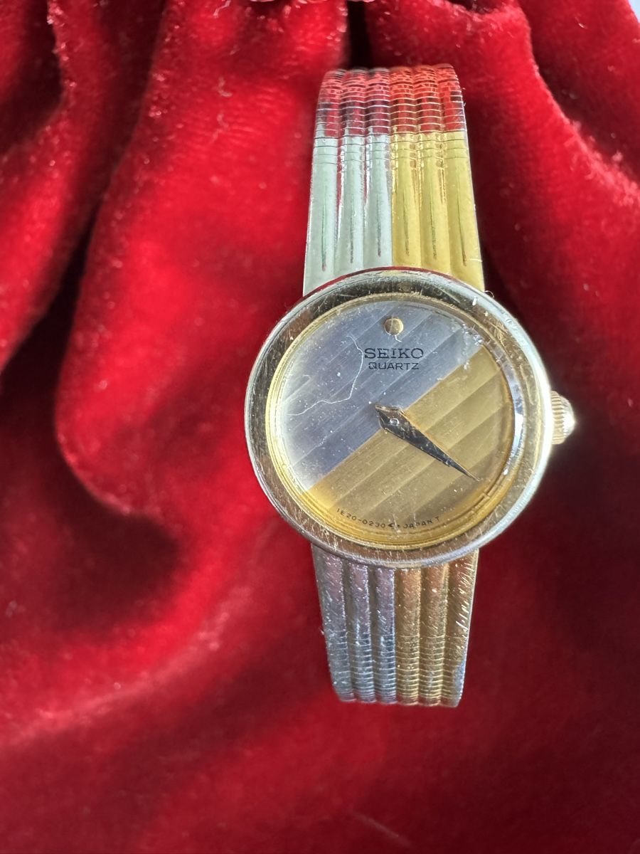 Seiko Orologi: Rare SEIKO Quartz – Usato da Binningen venduto da Sophiescloset 1