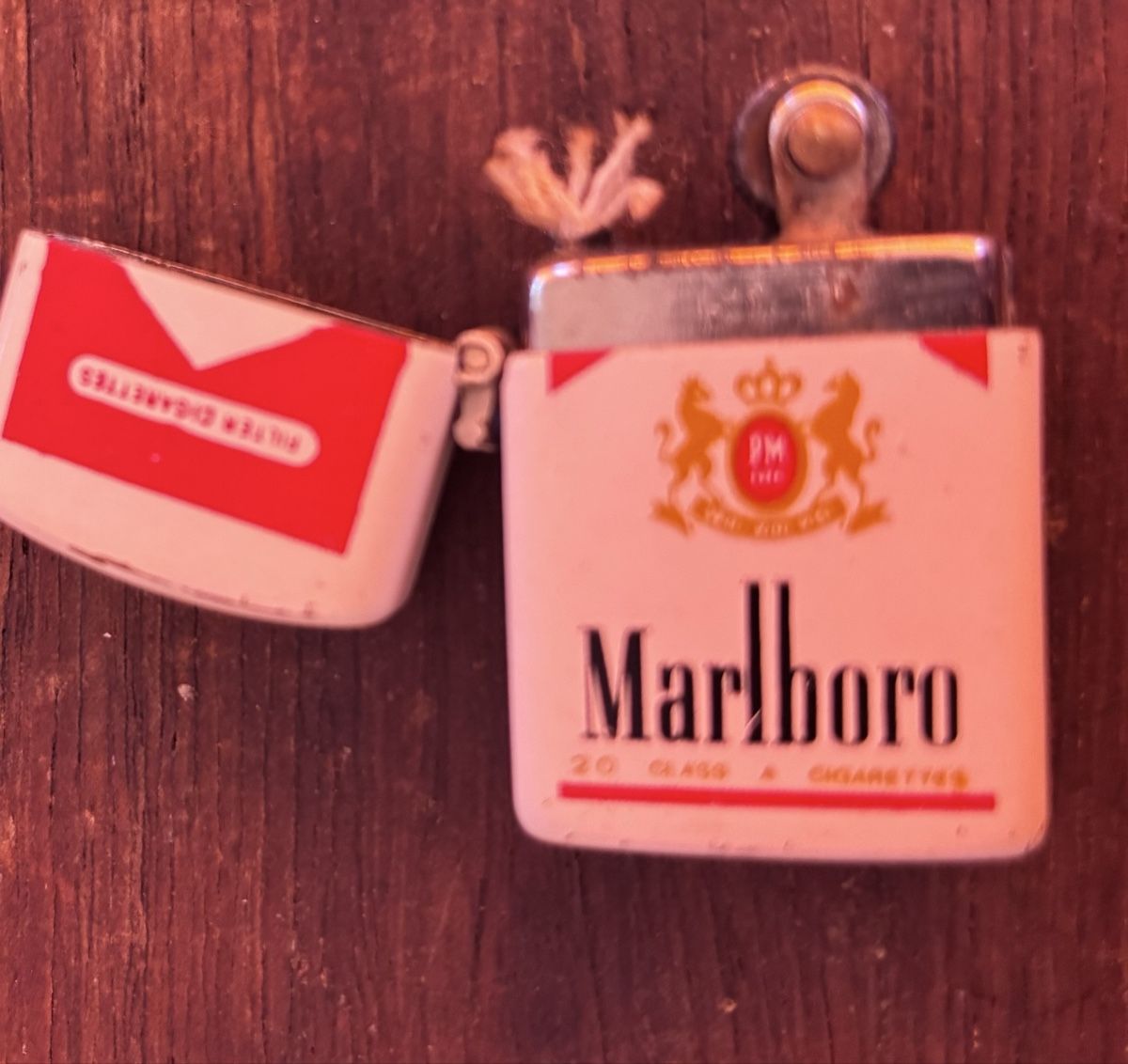 Marlboro Briquets: Mini-Feuerzeug Marlboro – D'occasion à Baden par Goldbaum 2
