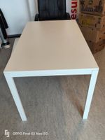 Büro-Schreibtisch, weiss, standfest