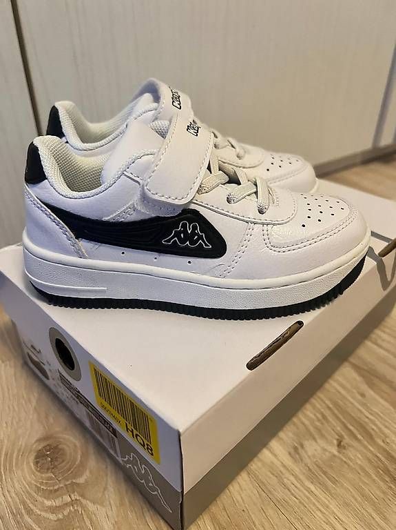 Schuhe für Jungen: Vendo – Gebraucht aus Airolo von laz_hpy7 1