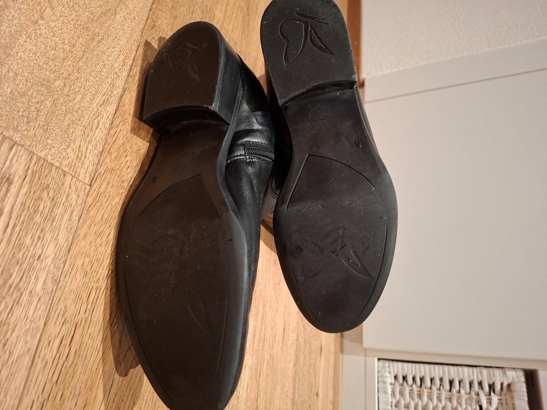 Scarpe da donna: Schwarze Lederstiefel Go Soft, Gr. 39 – Usato da Winterthur venduto da RoEla 6