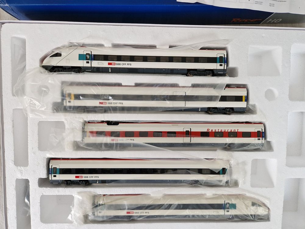 Automotrice RABDe 500 ICN des CFF - Roco 63153 (Gebraucht) in Apples ...