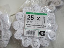 75 Papier Spitzendeckchen Biedermeier neu & OVP