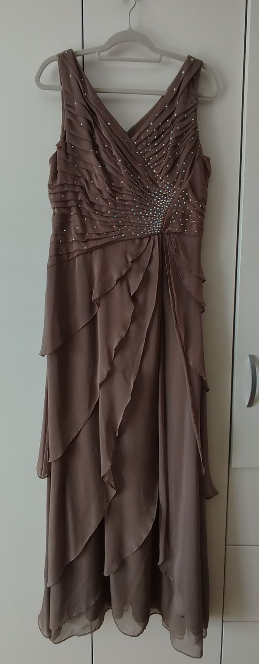 Vestiti: Abendkleid, Festtagskleid – Usato da Eschlikon TG venduto da mahalegu
