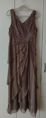 Abendkleid, Festtagskleid