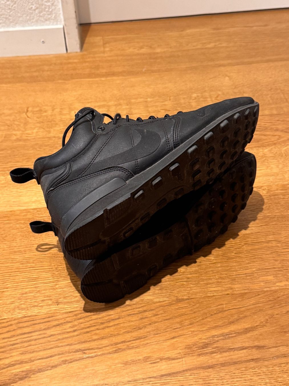 Nike Scarpe da uomo: Sneakers Nike Internationalist Mid – Usato da zürich venduto da oives22 5