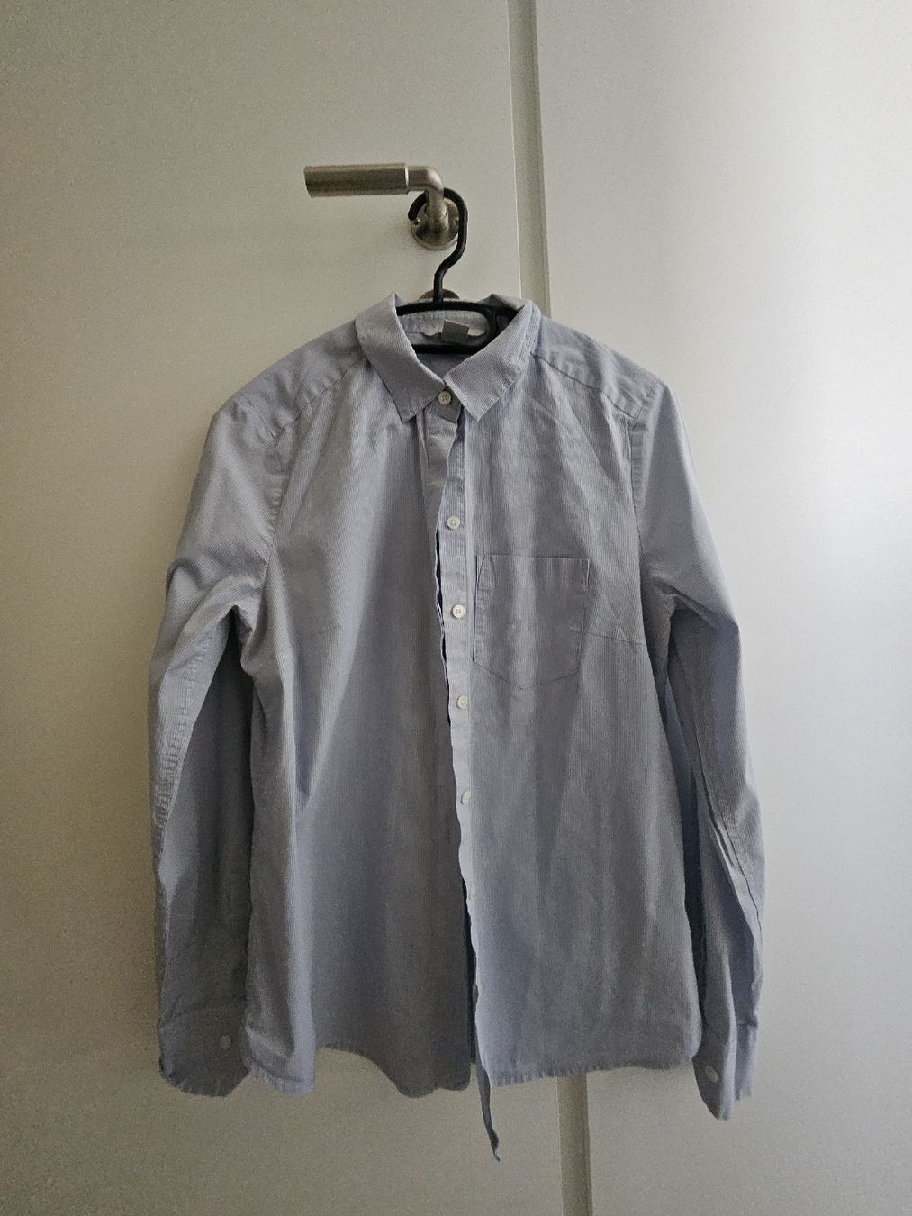 Camicette: H&M Hemd hellblau Grösse 38 gestreift – Usato da Winterthur venduto da beSTRONGER 1
