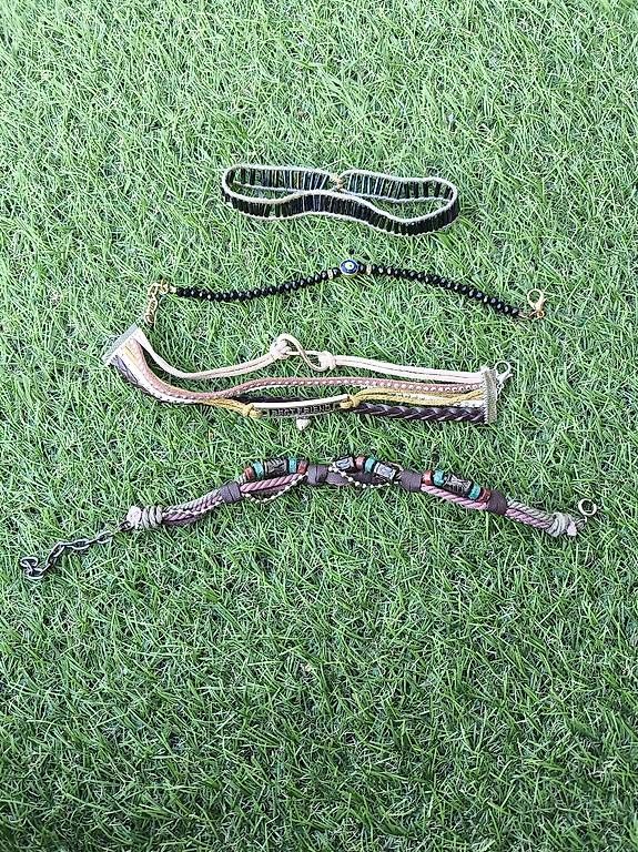Bracciali & Braccialetti: Verschiedene Armketteli – Usato da Seuzach venduto da Bergfrau1