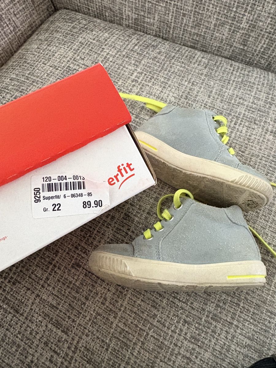 Superfit Scarpe per ragazzi: Superfit Lauflernschuhe Gr. 22 – Usato da Münchenstein venduto da Miresolese 2