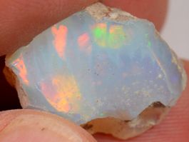 14 Karat - Roher Äthiopischer Welo Opal