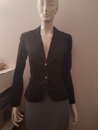 Schwarzer Blazer Grösse 34,wie Neu! Elegant & Schick
