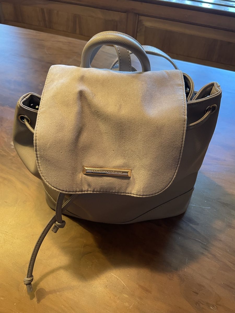 Zaini: Damen Rucksack - unbenutzt – Usato da Watt venduto da HelenVo