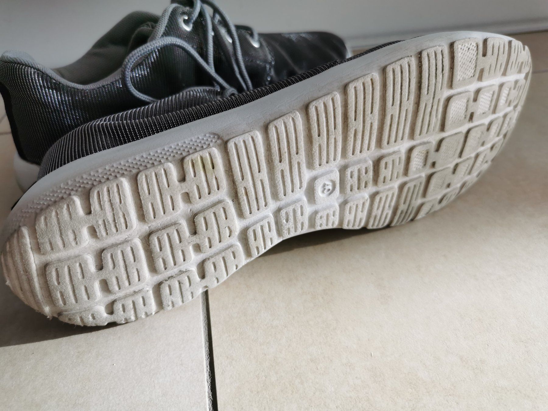 Scarpe da donna: Sneaker - Grösse 40 – Nuovo (secondo la descrizione) da Rickenbach b. Wil venduto da VeryLovelyThings 5