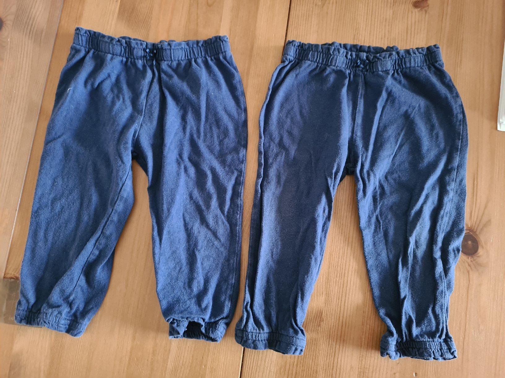 Carter's Pantaloni: 2 Carter's Hosen Gr. 12 Monate. – Usato da Horw venduto da Mirii91 3