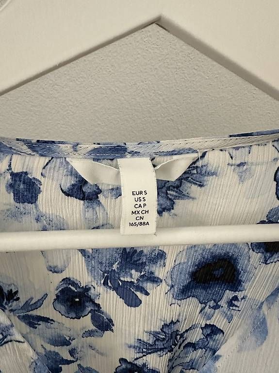 H&M Chemisiers: Bluse Gr. S – D'occasion à St. Gallen par raphaela_99 2