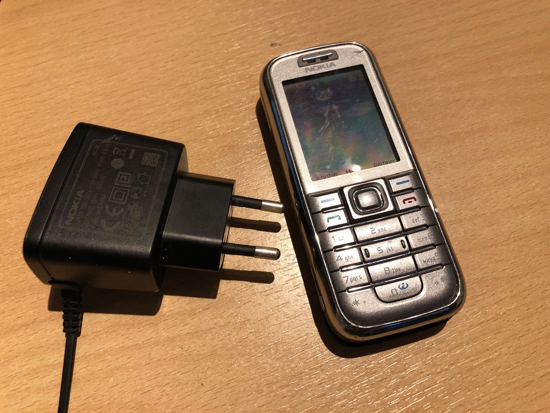 Nokia Telefoni cellulari / Smartphones: Nokia - Klassiker Handy – Usato da Attelwil venduto da Canelle67 1