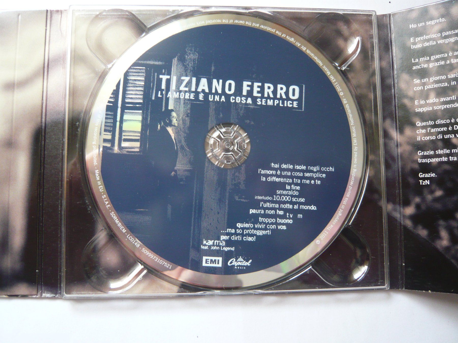 CDs: TIZIANO FERRO L' Amore è Una Cosa Semplice – D'occasion à Winterthur par Cajun 1