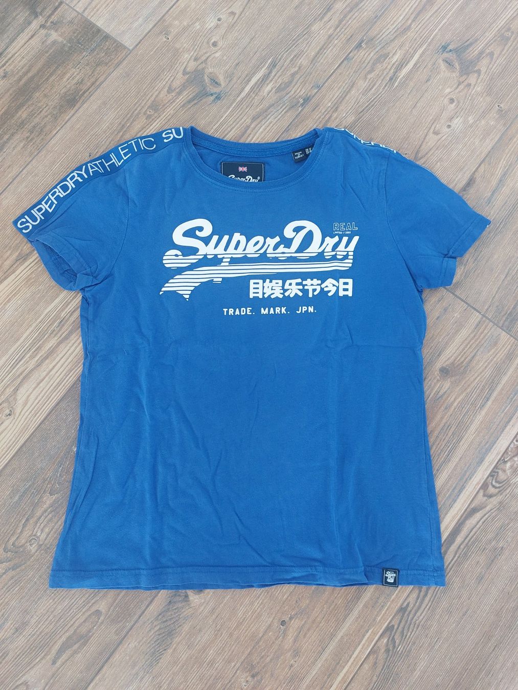 Superdry T-Shirts: Shirt Superdry blau Gr.40 – Gebraucht aus Thierachern von didu27
