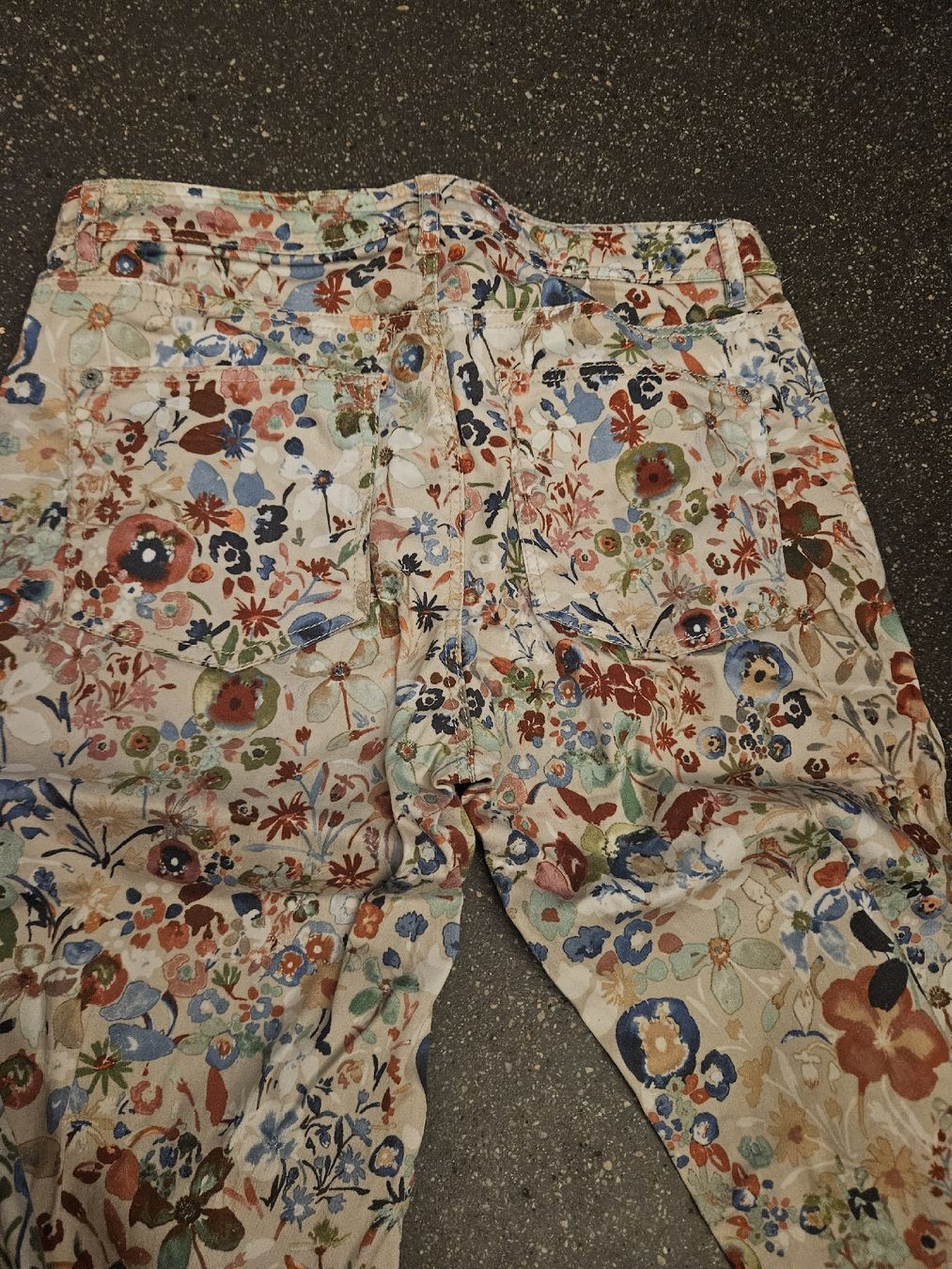 Raffaello Rossi Pantaloni: Raffaello Rossi Hose Blumen Muster Gr 34  – Nuovo (secondo la descrizione) da Anwil venduto da tamoos 2