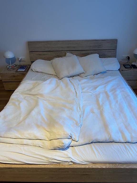 Hasena Letti: Hasena Bett inkl. 2 Nachttischli – Usato da Gümligen venduto da Step_el_t