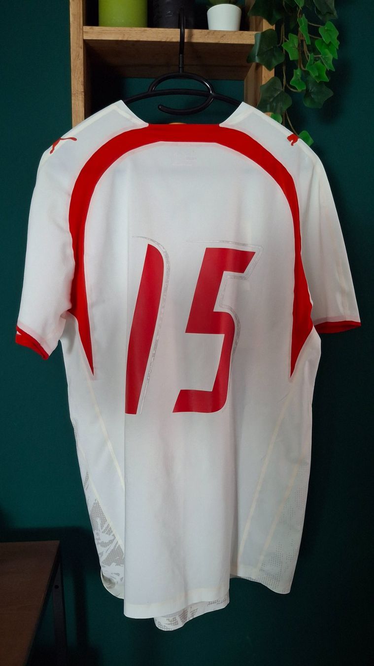 Schweizer Nati Canottiere & Pantaloni: Switzerland player version world cup 2006 puma – Usato da Yverdon-les-Bains venduto da flo_8fgr 1