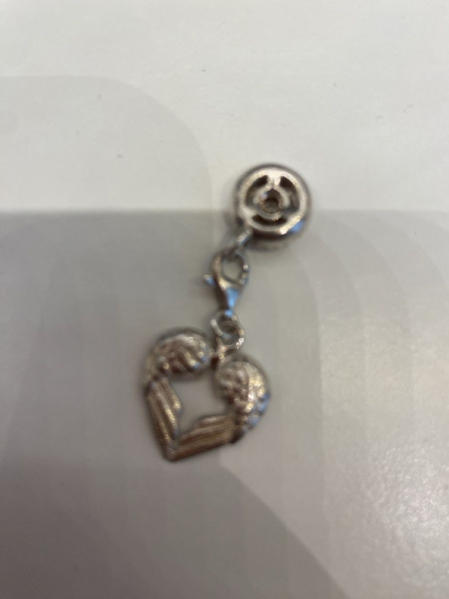 Thomas Sabo Anhänger: Thomas Sabo Silberner Engel-Herz Charm Anhänger – Gebraucht aus Ottikon von Toca0