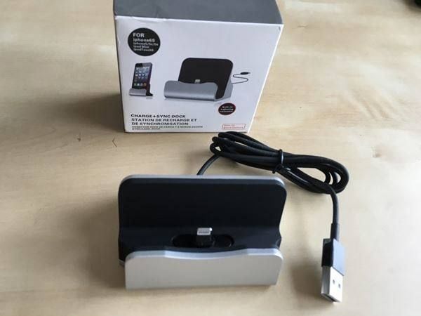 Caricabatterie: iPhone 14/13/12/11/X/8/7 - Dock de recharge lightning – Nuovo e nell'imballaggio originale da Morges venduto da DigiAC 4