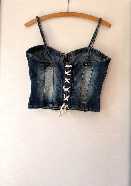 Top: Jeans Top Grösse 38 Neuwertig – Usato da Lömmenschwil venduto da classico01 1