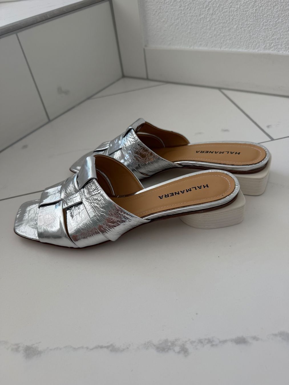 Chaussures femmes: HALMANERA Pantoletten Silber, Gr. 41 – Neuf (Voir description) à Zürich par Silberdrache 2
