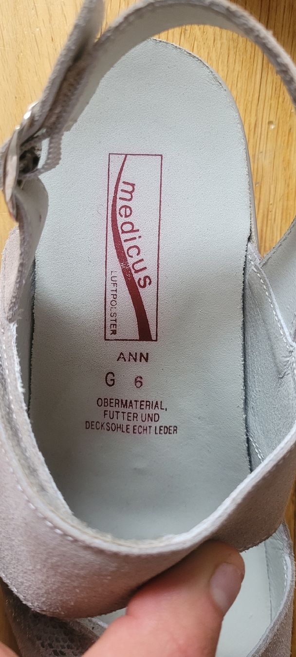Scarpe da donna: Medicus Sandalen Grösse 6 – Usato da Basel venduto da Da-vid3 1