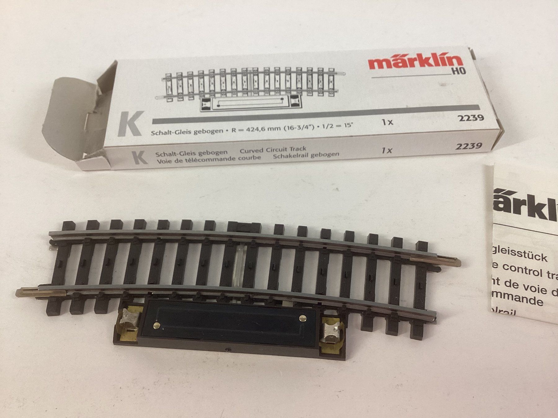 Märklin Modellini di ferrovie: Märklin H0 2239 Schaltgleis gebogen – Nuovo (secondo la descrizione) da Rodersdorf venduto da Joerg11