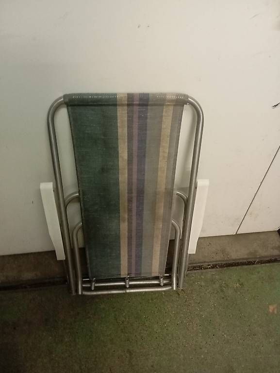 Stühle: Strandstuhl mit Streifen , Vintage – Gebraucht aus Basel von Petergunn 1