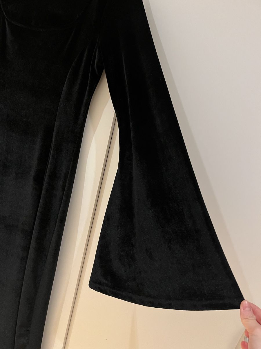 Vestiti: Schwarzes elegantes langes Kleid mit Schlitz – Nuovo (secondo la descrizione) da Laufen venduto da oceanwave. 3