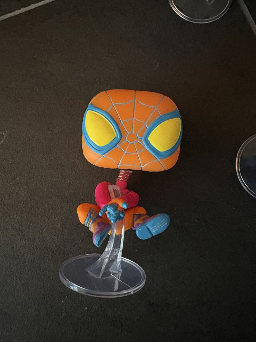 Funko Statuette: FUNKO POP! Marvel: Miles Morales Suits Spider – Nuovo (secondo la descrizione) da Thierachern venduto da Tess30 6