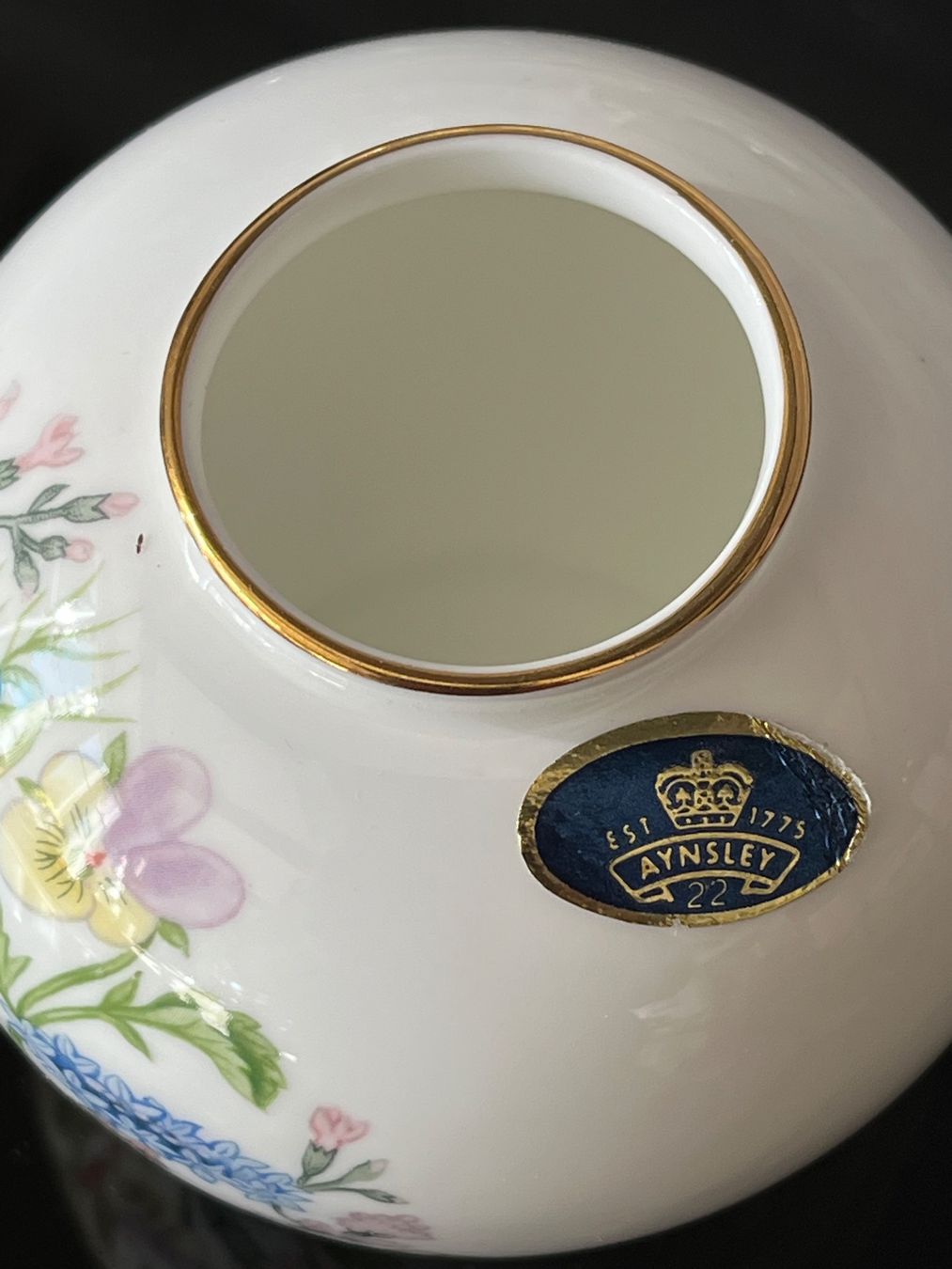 Vasi & Recipienti: Kleine Porellan Vase "Wild Tudor" – Usato da Bauma venduto da Budgerigar 2
