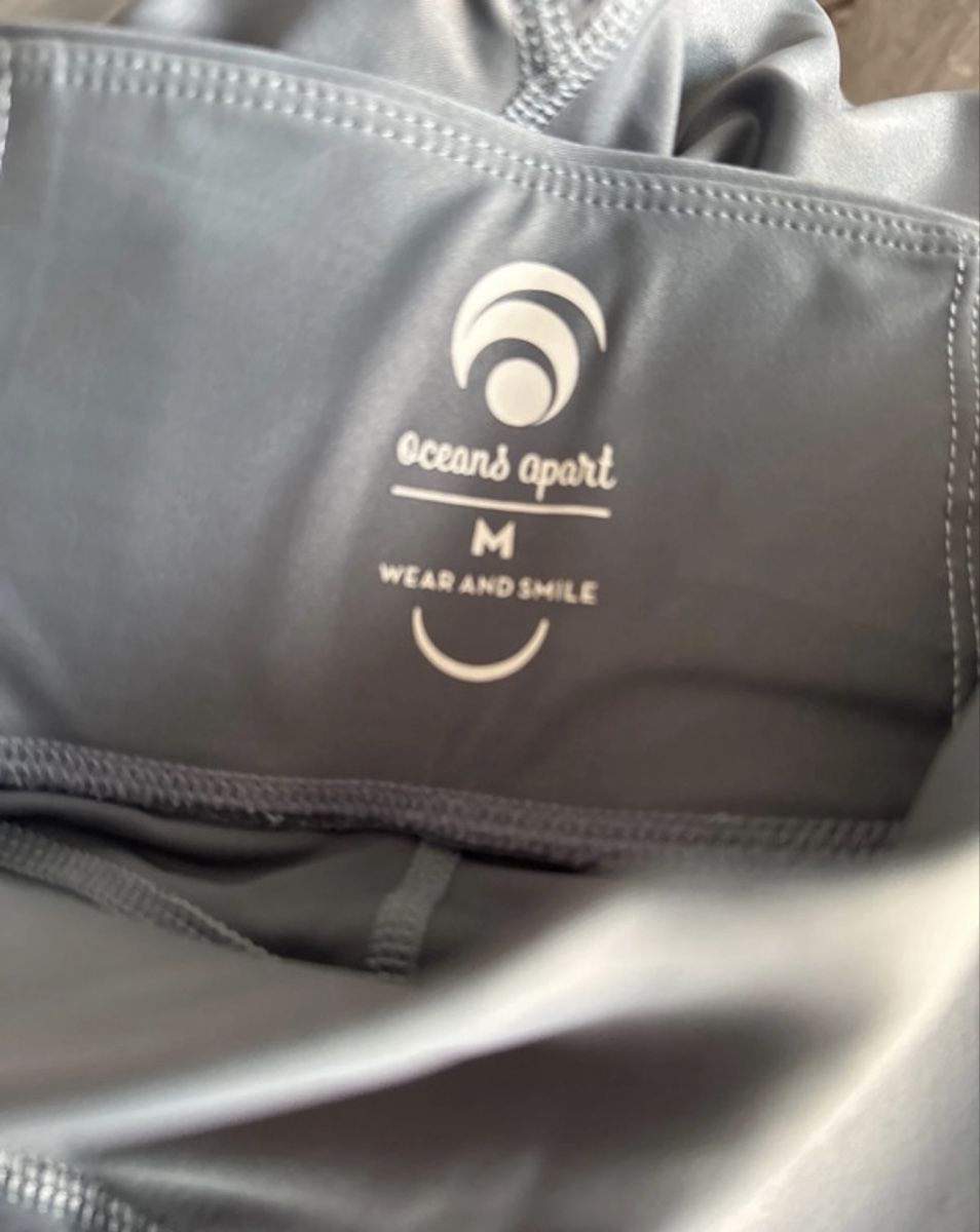 Oceansapart Leggings: Leggings sport Oceans Apart gris taille M – Usato da Estavayer-le-Lac venduto da Iness_oth 2