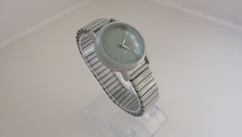 Damen Uhr  Läuft mit Garantie